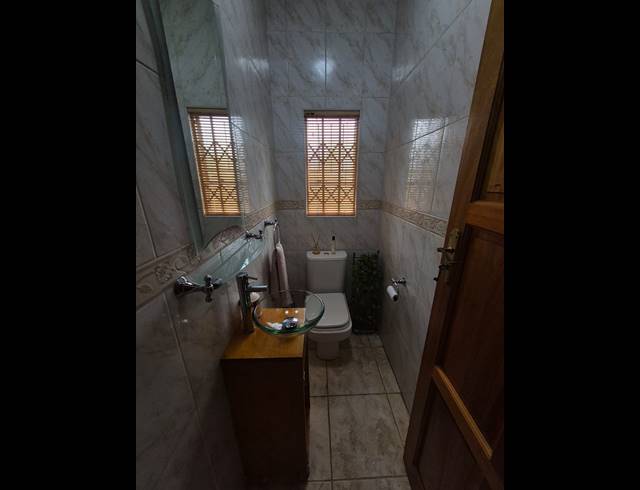 4 BEDROOM HOUSE FOR SALE IN VANDERBIJLPARK SE 3